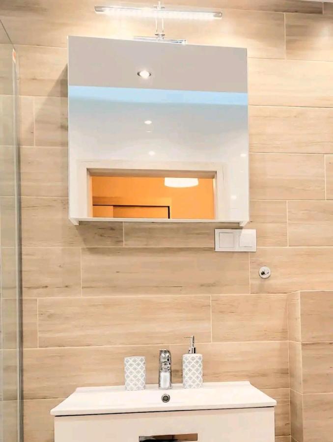 Cracow Novum Apartment Downtown 4 Persons 克拉科夫 外观 照片