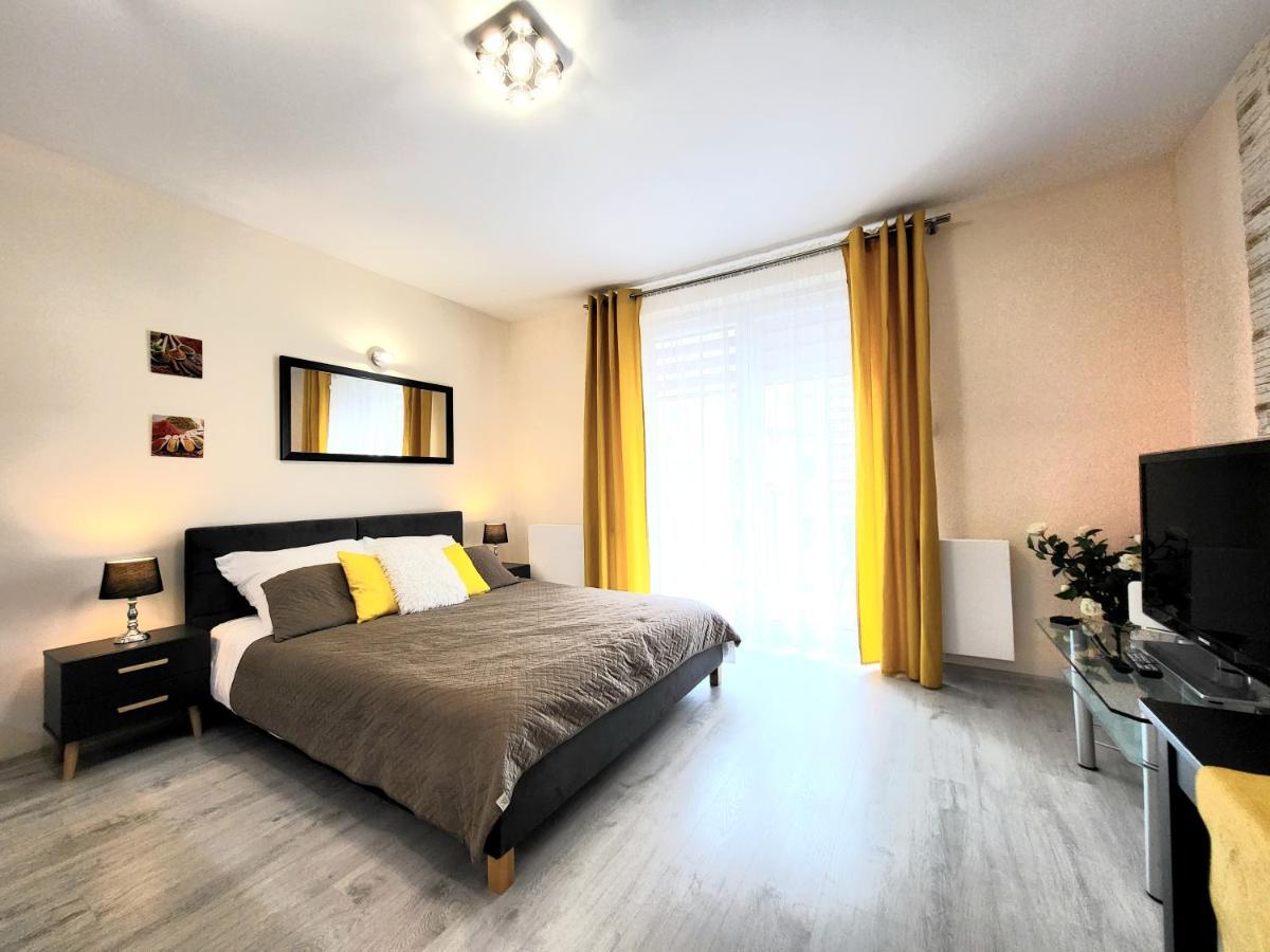 Cracow Novum Apartment Downtown 4 Persons 克拉科夫 外观 照片